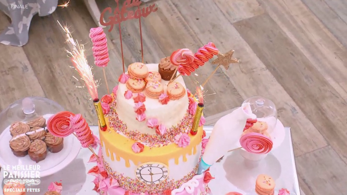Le Meilleur Pâtissier Hollywood Les Gâteaux Stars Replay Le meilleur pâtissier, Spéciale Fêtes : les gâteaux de fêtes /  Saison 6 du M6