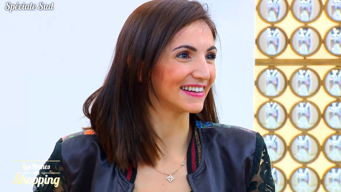 M6 Replay Les Reines De La Route Replay Les Reines du Shopping, J3 : Séduisante avec une jupe du M6