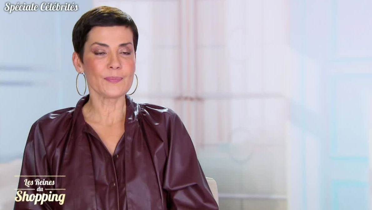 Les Reines Du Shopping Qui Peut Battre Cristina Replay Replay Les Reines du Shopping, J2 : Spéciale Célébrités - Osez la couleur  en hiver du M6