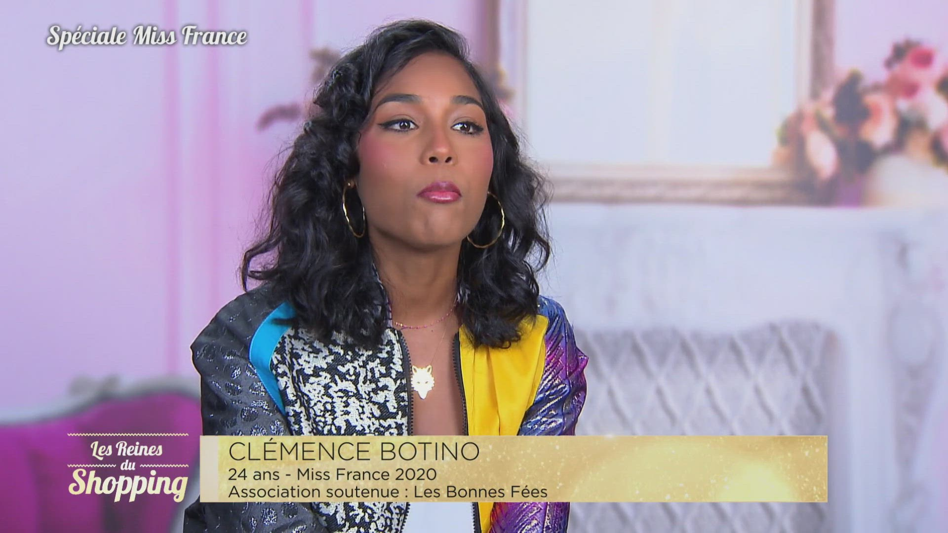 Clemence Influenceuse Reine Du Shopping Replay Les Reines du Shopping, J2 : Spéciale influenceuses - Créez un look  tendance avec une chemise du M6