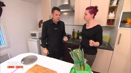 Replay Norbert Commis Doffice Jennifer Et Sa Tarte Aux