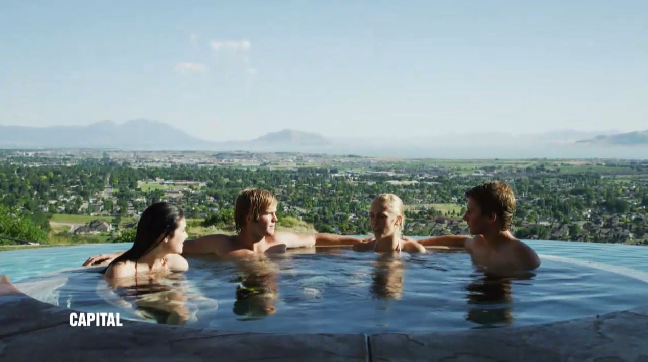 Capital : Piscine hors sol : le rêve abordable ?