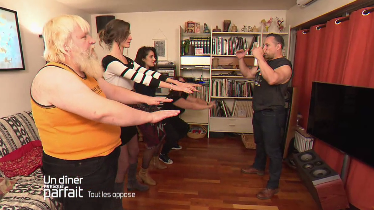 Un dîner presque parfait : Spéciale Tout les oppose : journée 5
