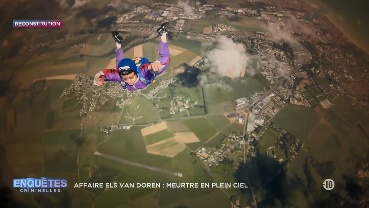 Enquêtes criminelles : Un saut en parachute fatal