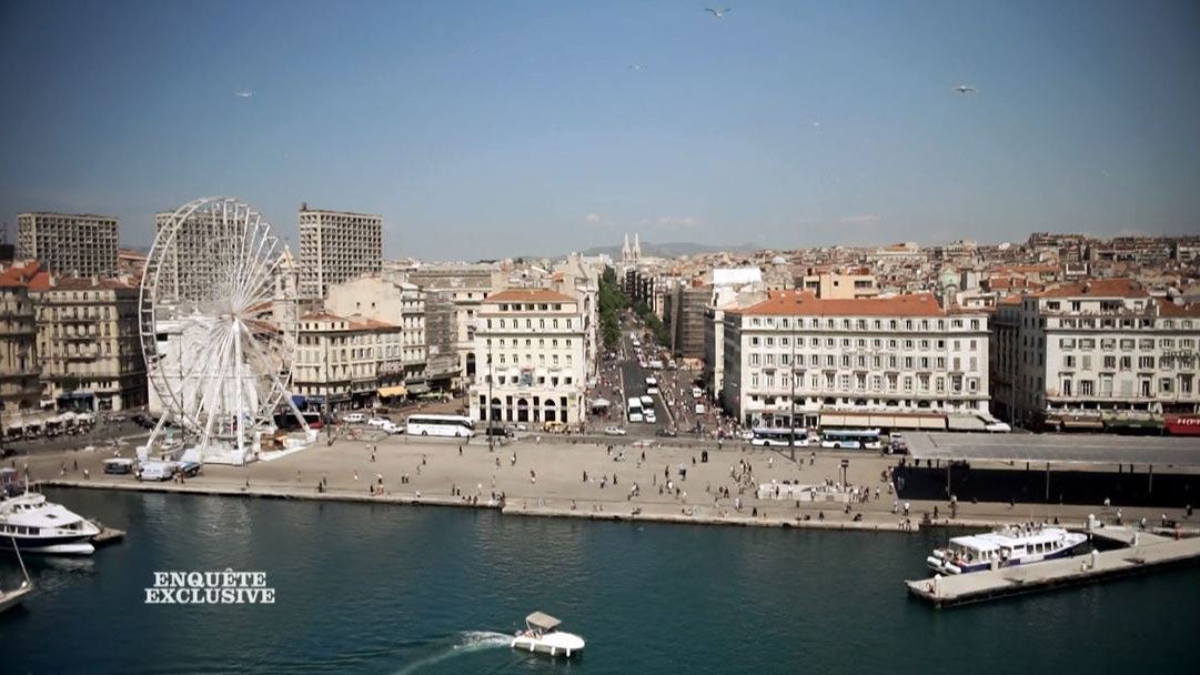 Enquête exclusive : Marseille : la cité aux deux visages 