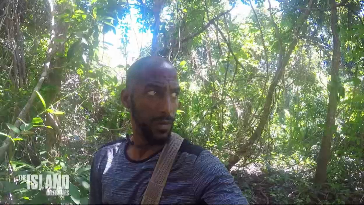 The Island : Stomy Bugsy est perdu dans la jungle