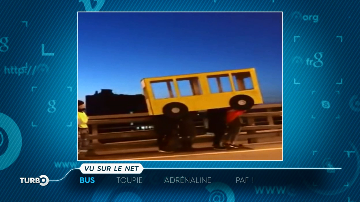Turbo : Vu sur le net : un accro de la voiture, un bus sur pieds et un bébé champion de toupie en trotteur...