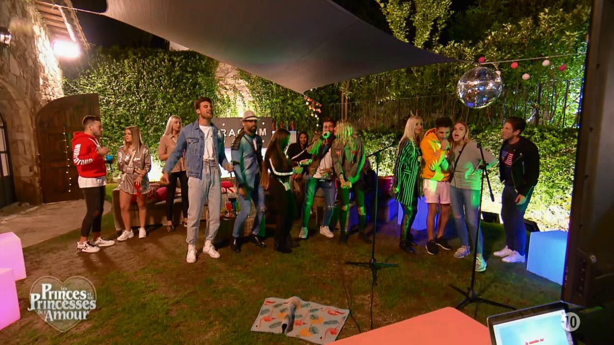 Les princes et les princesses de l'amour : La soirée Karaokim met le feu à la villa !