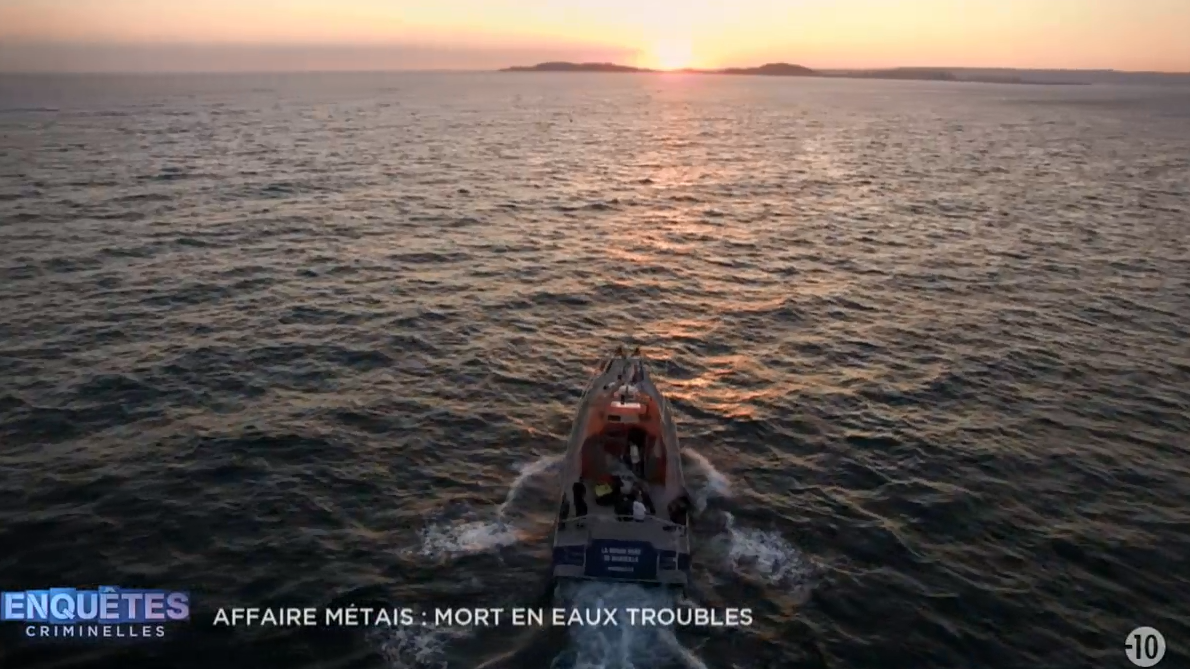 Enquêtes criminelles : Affaire Métais : crime en eaux troubles / Pulsion meurtrière : l'affaire Clélia Médina