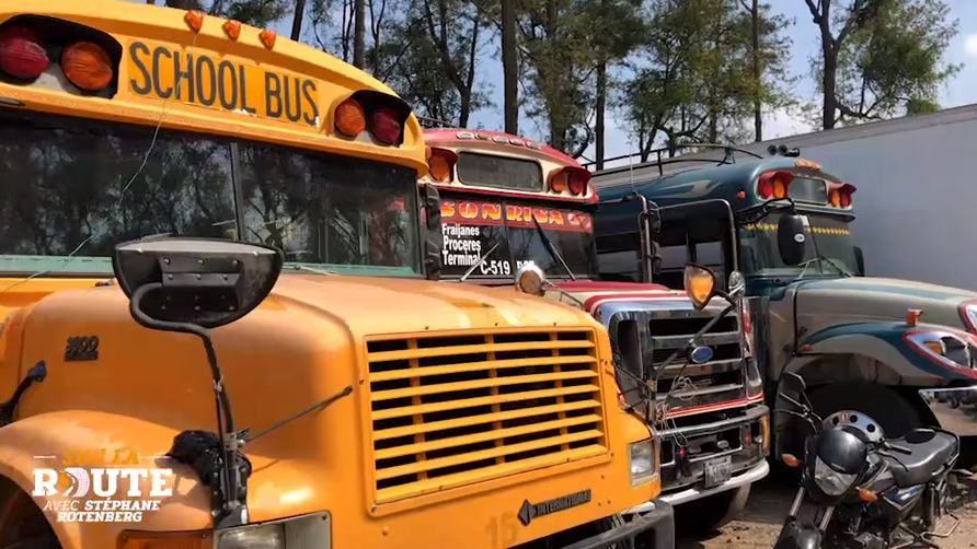 Pékin Express : Les Chickens Bus
