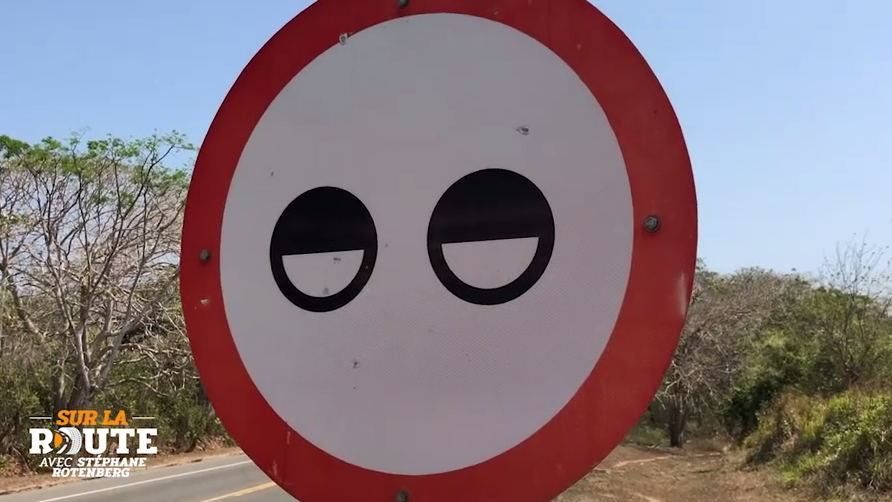 Pékin Express : Les panneaux