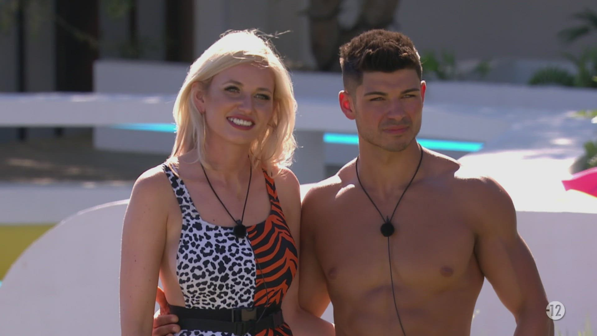 Love Island UK : S5 E1 21/12/2021- 6play