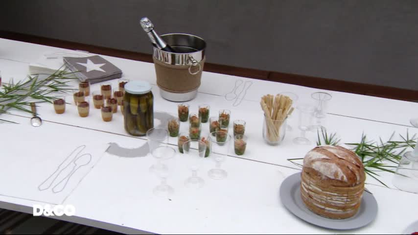 D&CO : Comment monter une table de banquet ?