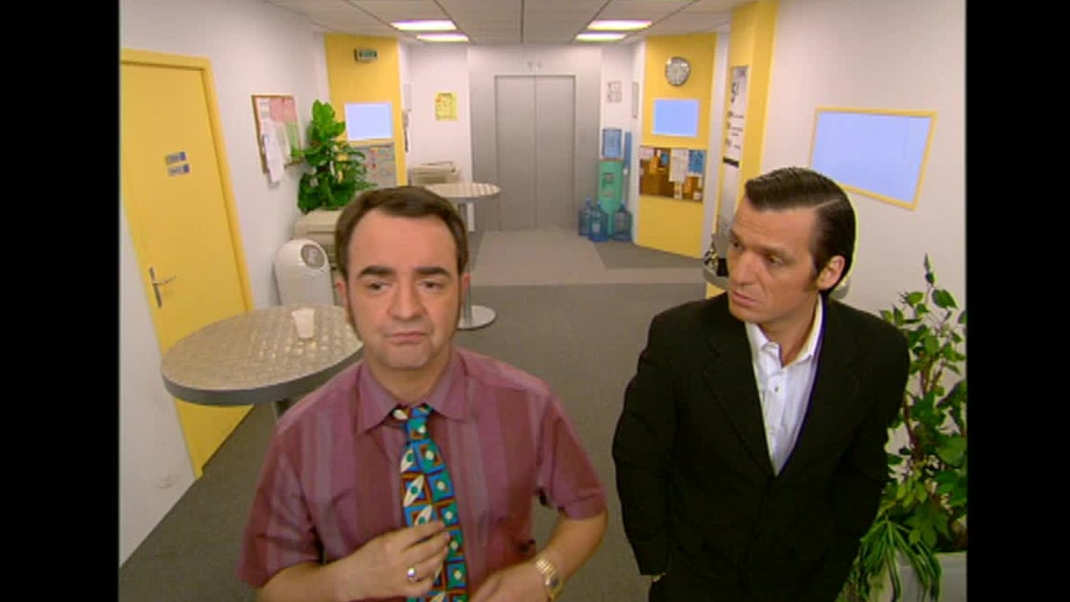 Caméra Café : L'attaché classe