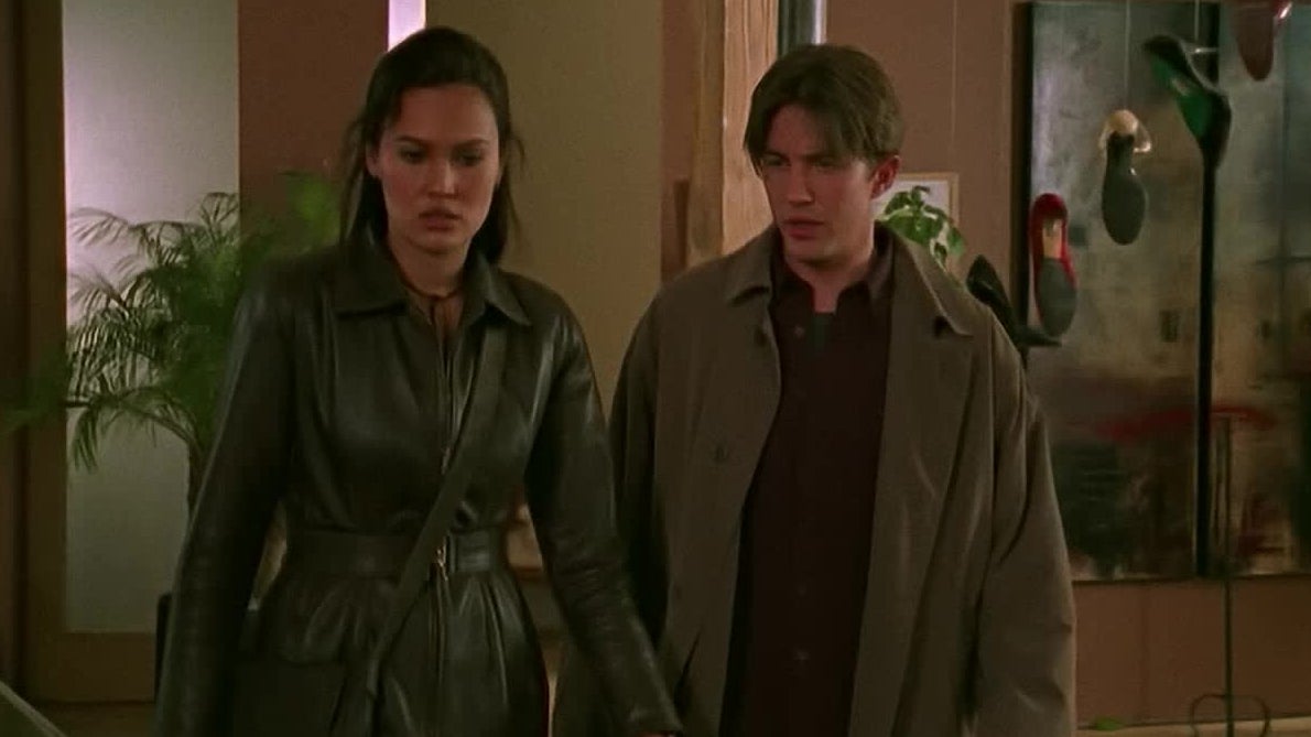 Sydney Fox l'aventurière : Saison 1 épisode 14 